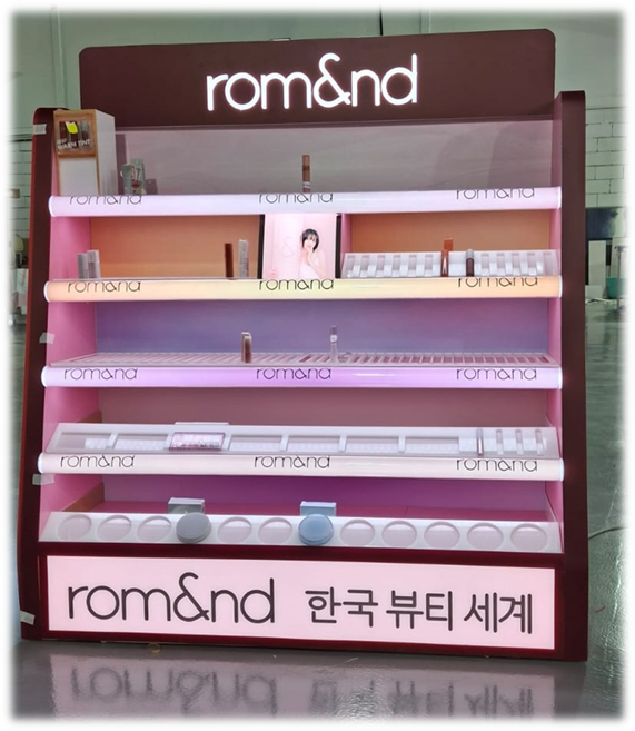 ستاندات العــرض الثابتة